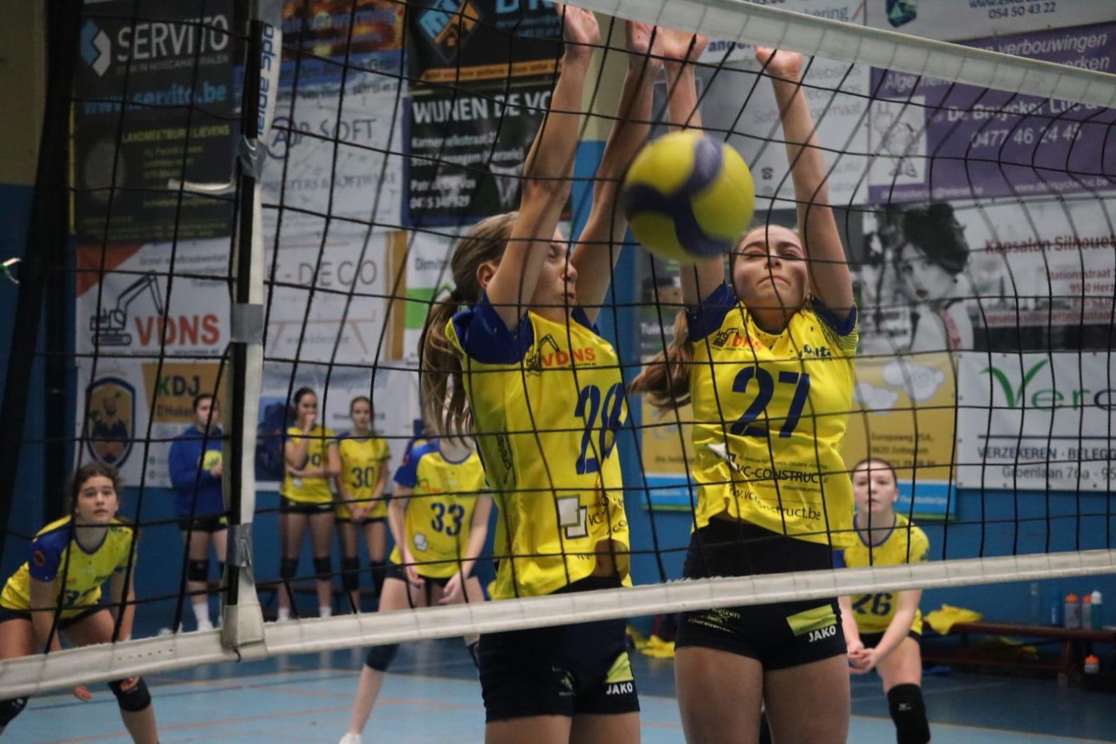 block MU15 griffoenen steenhuize